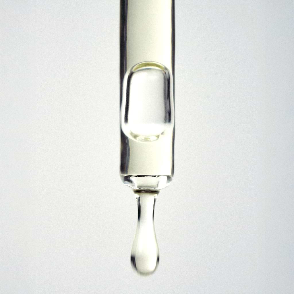 typology-s-rum-clat-complexe-vitamine-c-15-vitamine-e-1 image 3