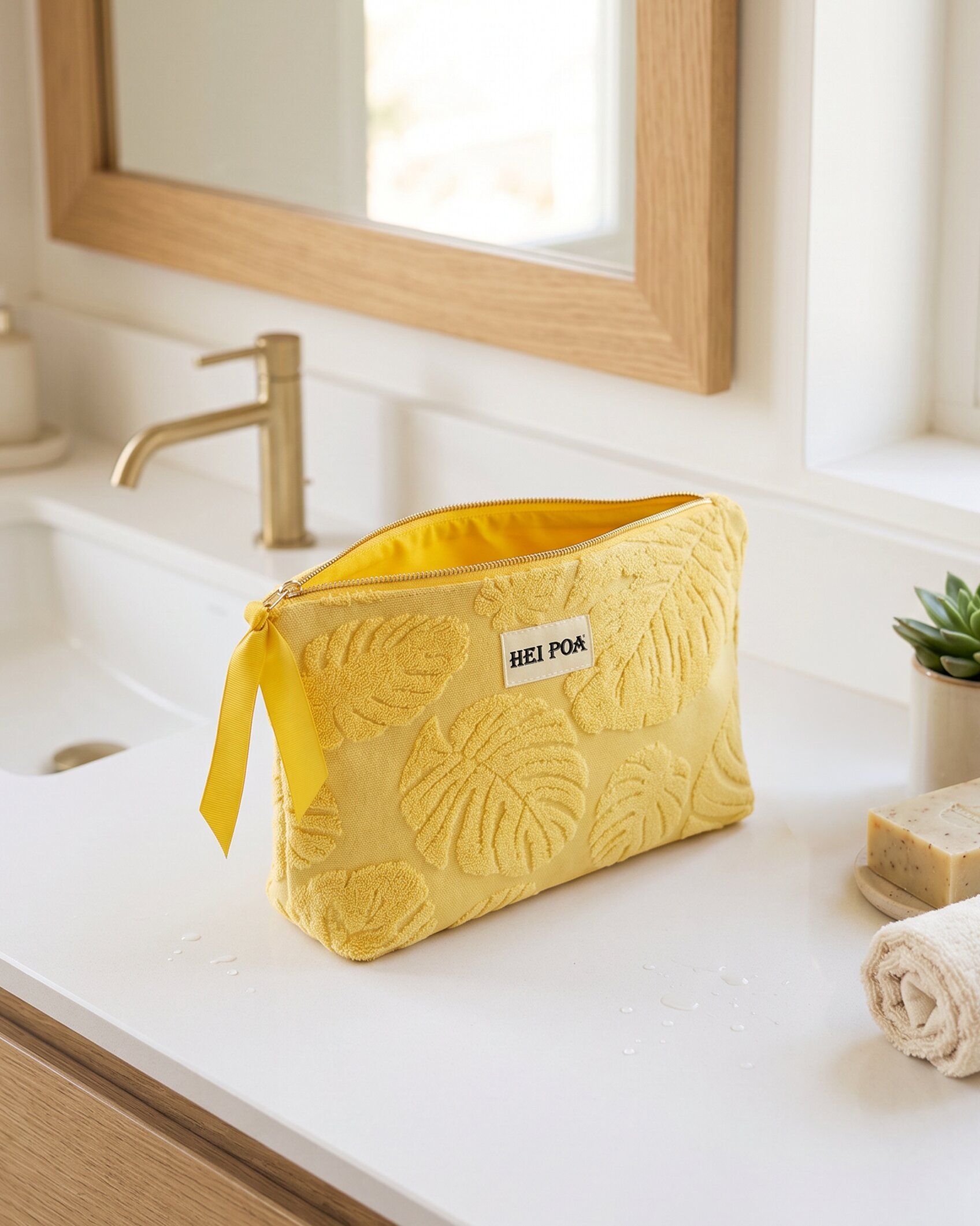 hei-poa-mono-collection-trousse-ponge-jaune image 1