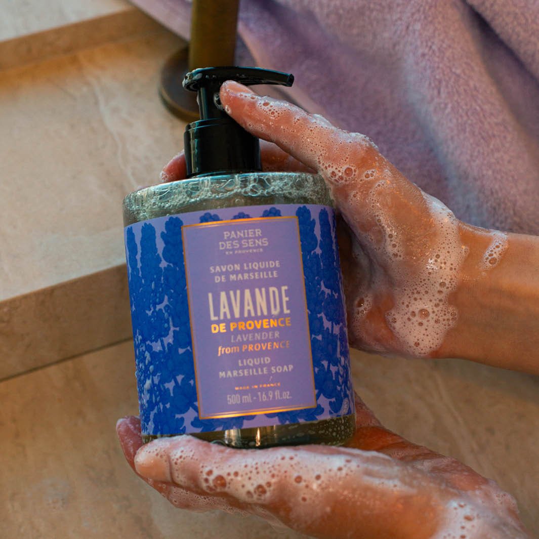 panier-des-sens-savon-de-marseille-liquide-lavande-iconique-500-ml image 2