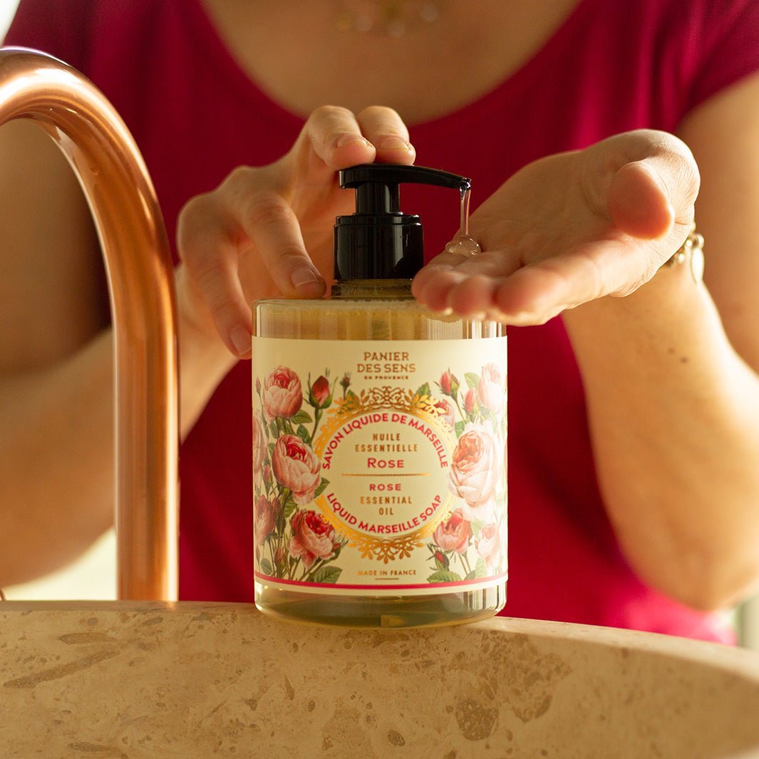 panier-des-sens-savon-de-marseille-liquide-rose-envo-tante-500ml image 4