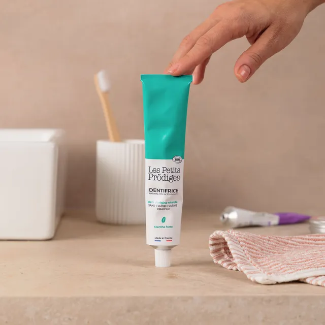 les-petits-pr-diges-le-dentifrice-menthe-forte-naturel-sans-fluor image 1