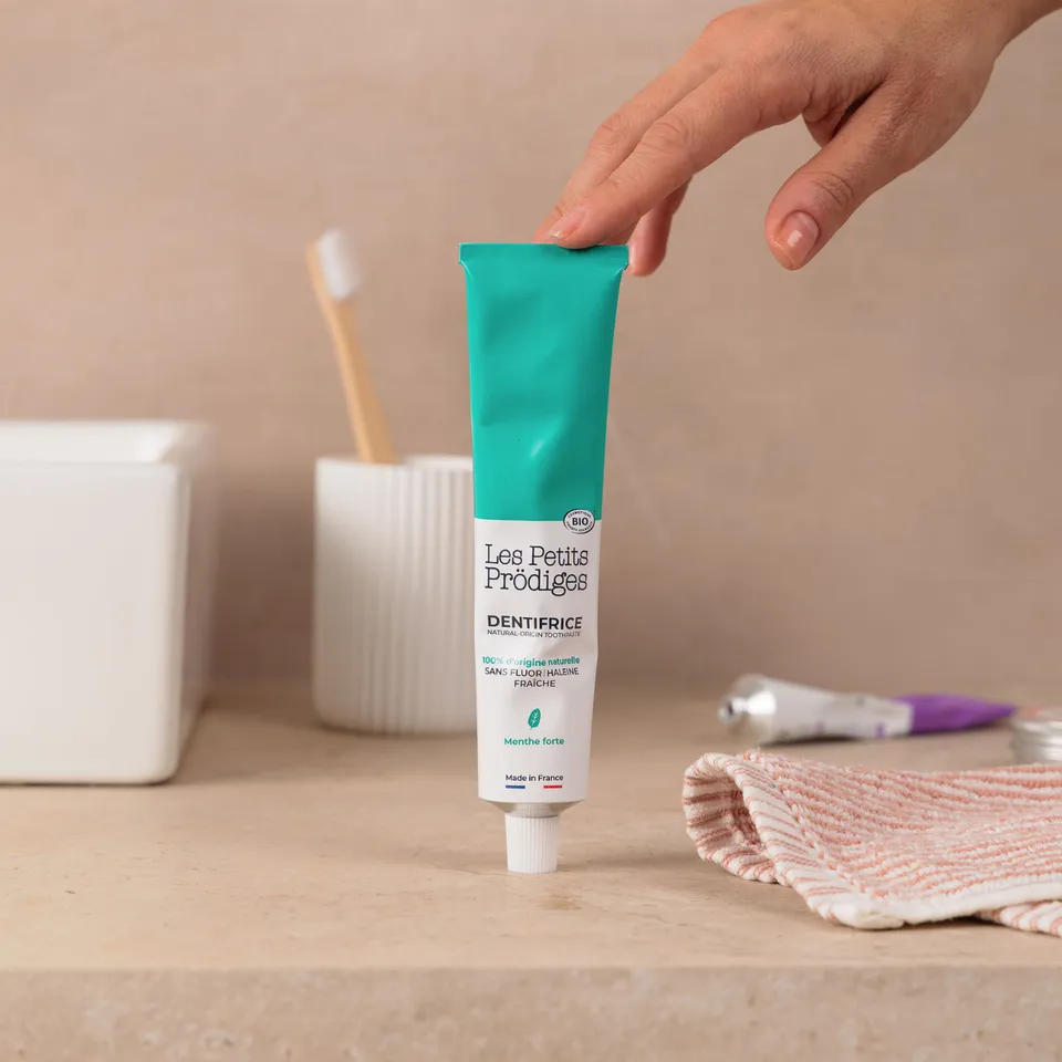les-petits-pr-diges-le-dentifrice-menthe-forte-naturel-sans-fluor image 1