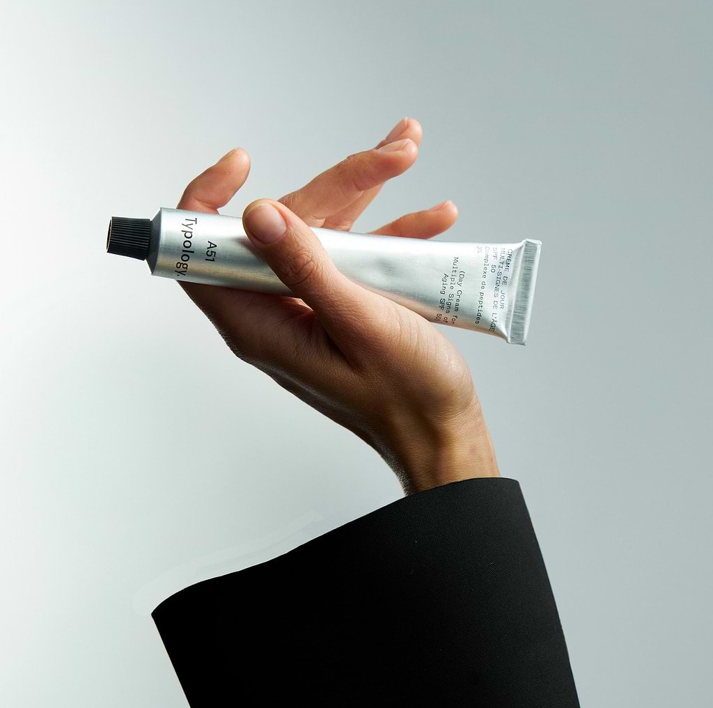 typology-cr-me-de-jour-multi-signes-de-l-ge-spf-50-peptides-3 image 3