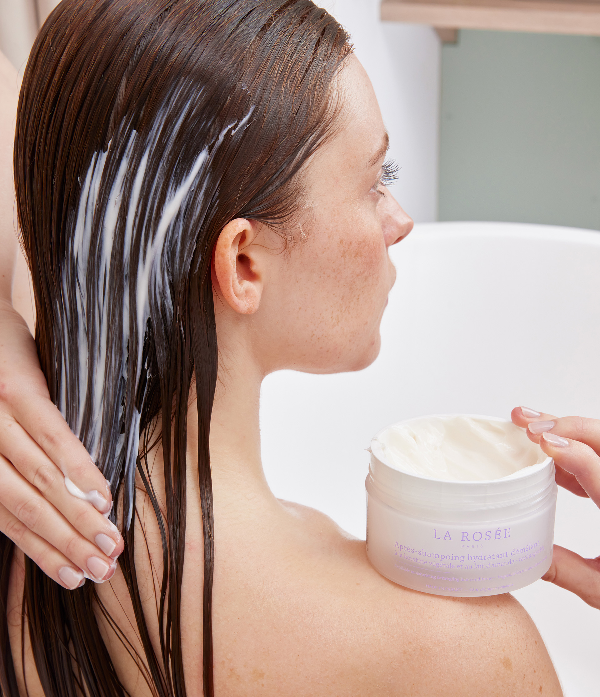 la-ros-e-apr-s-shampoing-hydratant-d-m-lant-naturel image 6