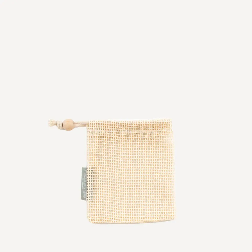 panier-des-sens-co-filet-pour-cosm-tique-solide-en-coton-naturel image 1
