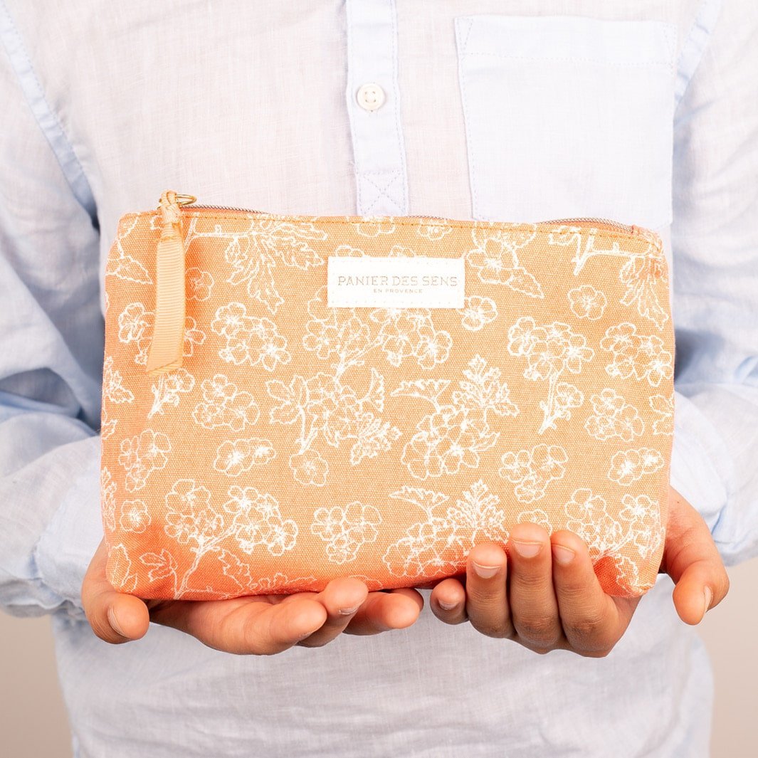 panier-des-sens-fleur-d-oranger-trousse-de-voyage-3-soins image 4